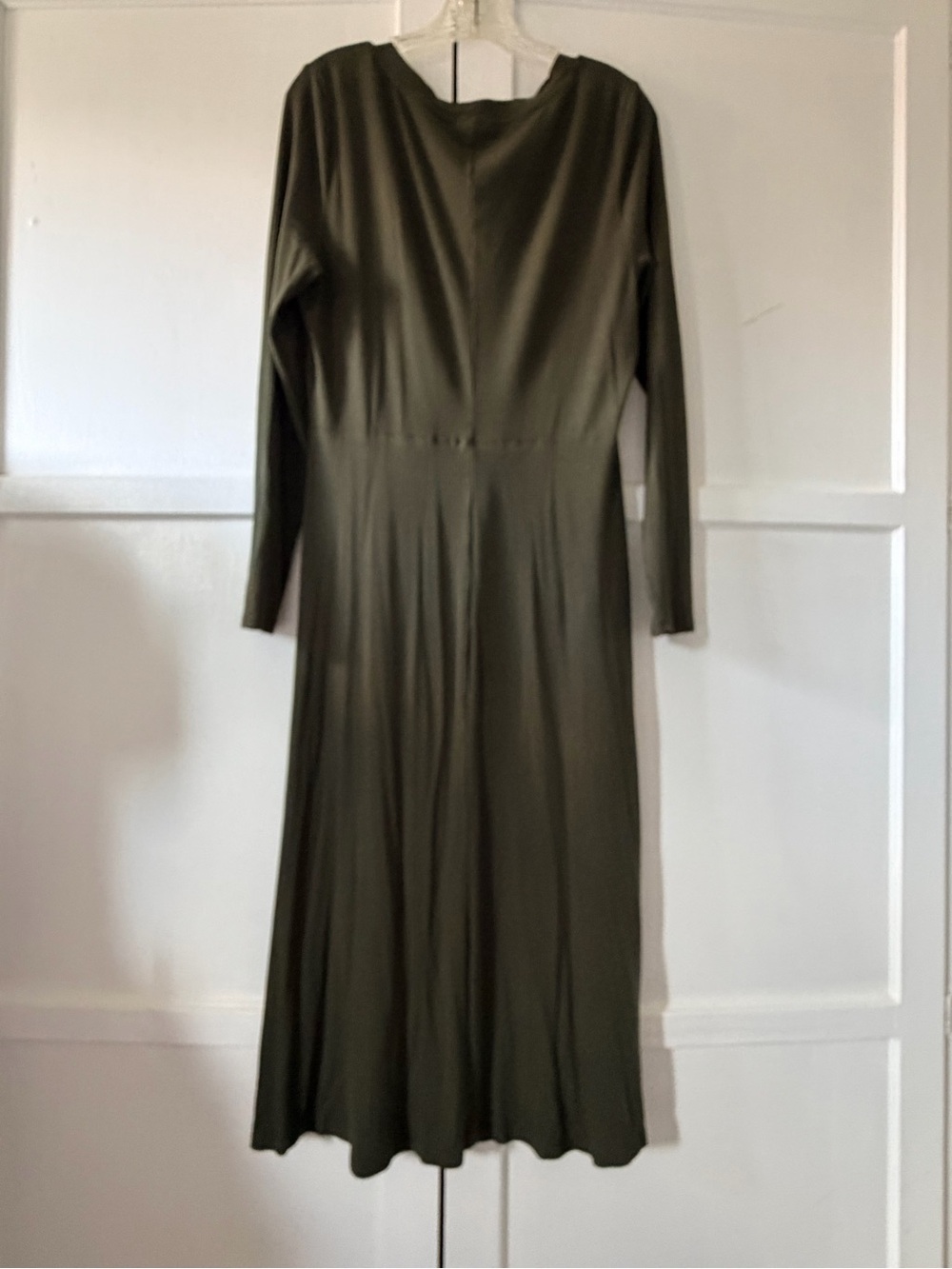 Who What Wear Olive Green Ribbed Long-Sleeve Midi Dress - Picture 2 of 4